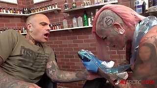 Big mamma Evilyn Ink tattoos Sascha then gets fucked